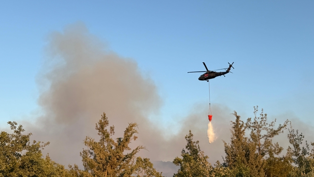 Bursa'da orman yangınına havadan ve karadan müdahale ediliyor