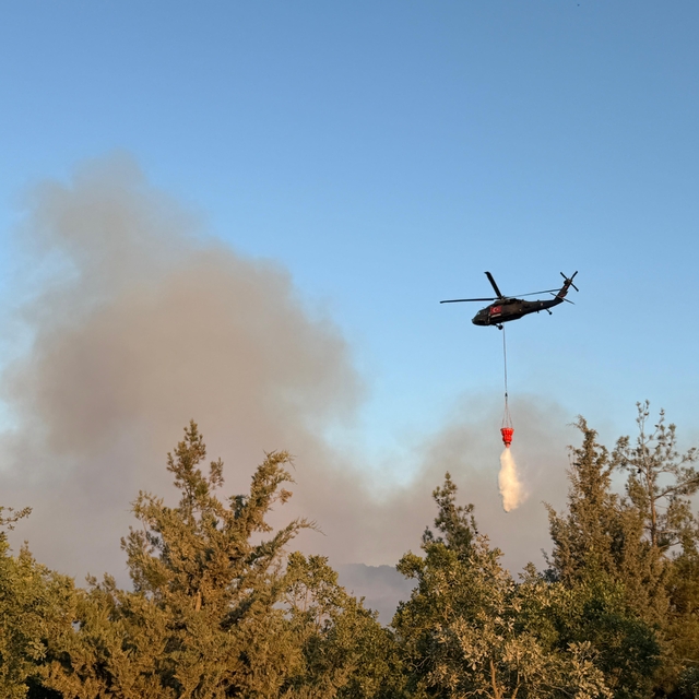 Bursa'da orman yangınına havadan ve karadan müdahale ediliyor