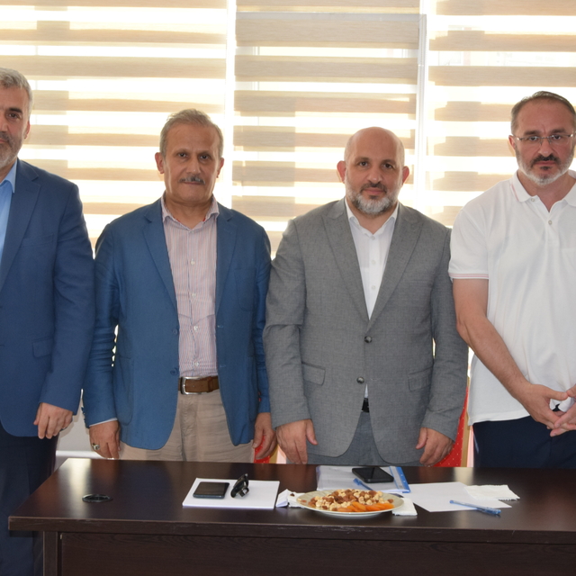 Giresun'da görev yeri değişen müftüler için veda programı düzenlendi