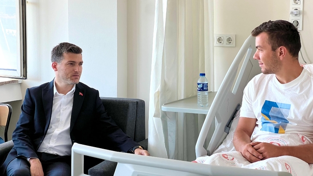 Erbaa Belediye Başkanı Karagöl'den yaralı Uzman Çavuş Ferhat Yurtalan'a ziyaret