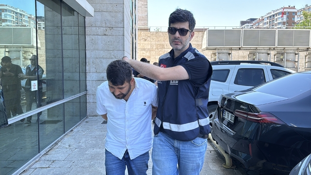 Samsun'da bir kişinin otomobille üzerinden geçilerek öldürülmesiyle ilgili 3 zanlı adliyede