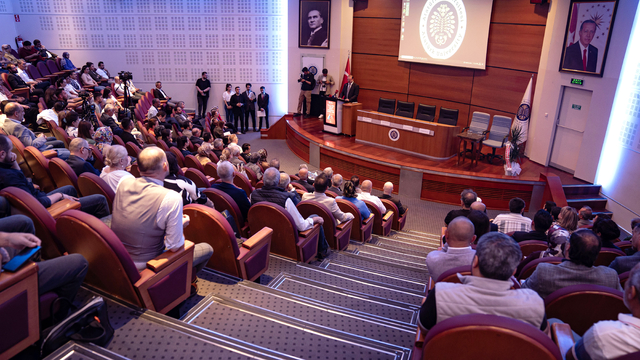 Erzurum'daki panelde Türkiye-Rusya ilişkileri konuşuldu
