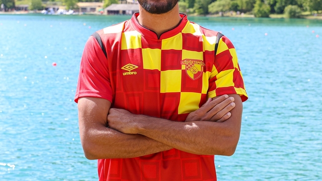 Göztepe'de Rhaldney tamam