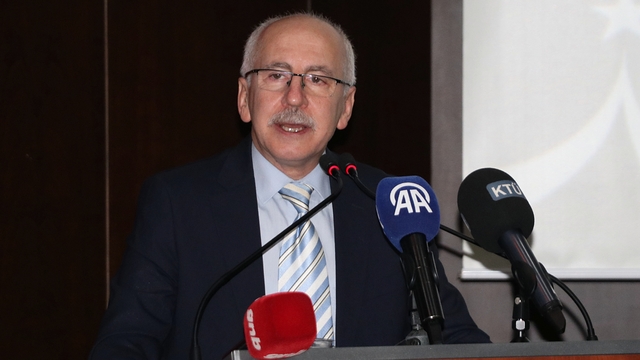 Cumhurbaşkanlığı Sosyal Politikalar Kurulu Üyesi Yılmaz, Trabzon'da panelde konuştu: