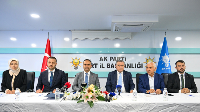 Bakanlar Bak ve Kacır, Siirt'te ziyaretlerde bulundu