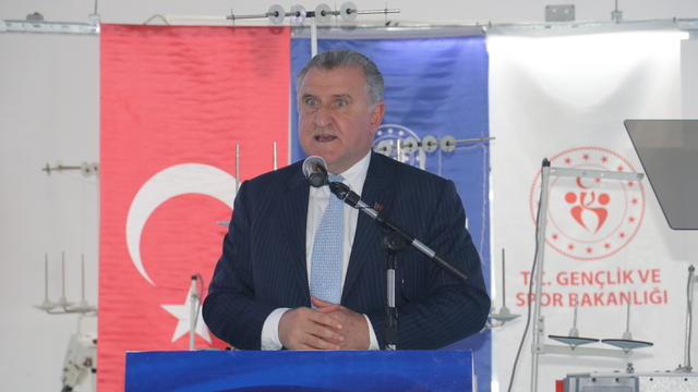 Bakan Kacır: Türkiye'nin 81 şehrini kalkınma yolculuğuna dahil ettik (2)