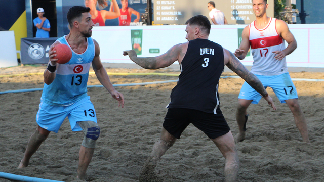 EHF Avrupa Plaj Hentbolu Şampiyonası, Antalya'da sürüyor