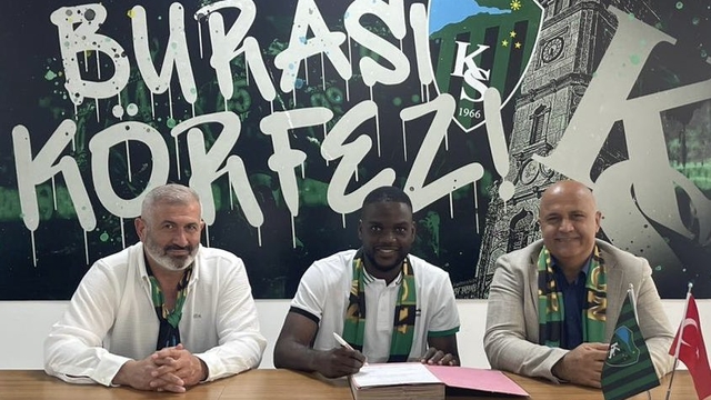 Kocaelispor, Angolalı orta saha oyuncusu Show'u kiraladı