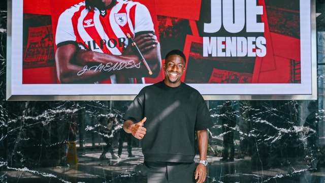 Samsunspor, İsveçli futbolcu Joe Mendes ile 5 yıllık sözleşme imzaladı