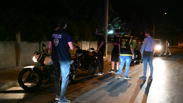 Edirne'de polisin "dur" ihtarına uymayan alkollü sürücü kovalamacayla yakalandı