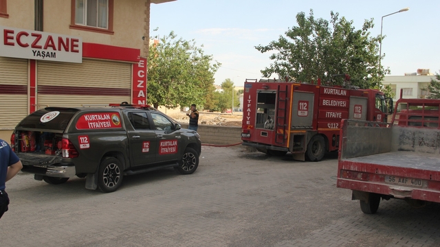 Siirt'te bir apartman dairesinde çıkan yangında 5 kişi dumandan etkilendi