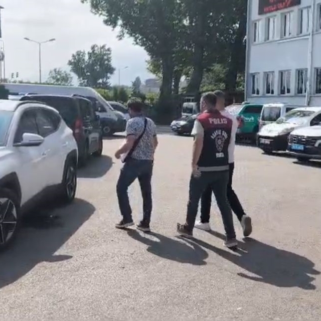 5 kişiyi sahte dekontla cep telefonlarını satın alıp 62 bin TL dolandırdı