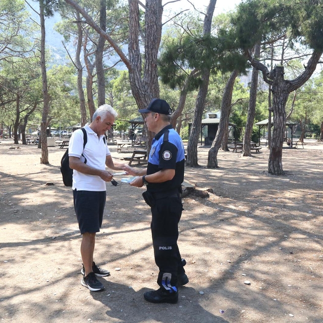 Antalya Emniyet Müdürlüğü'nden yangın ve dolandırıcılığa karşı bilgilendirm...