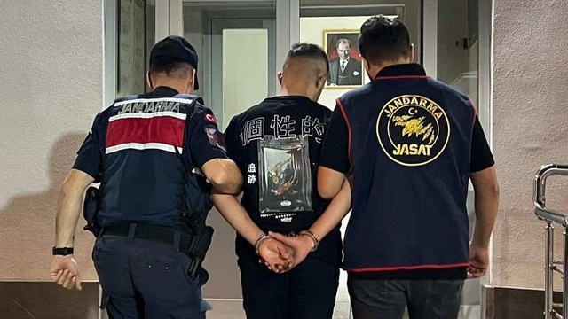 Niğde'de hakkında 20 yıl 6 ay 29 gün hapis cezası bulunan hükümlü yakalandı