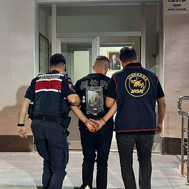 Niğde'de hakkında 20 yıl 6 ay 29 gün hapis cezası bulunan hükümlü yakalandı