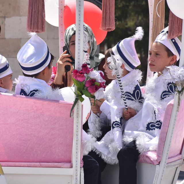 Karaman'da II. Beyazıt'ın vakfiyesiyle toplu sünnet töreni yapıldı