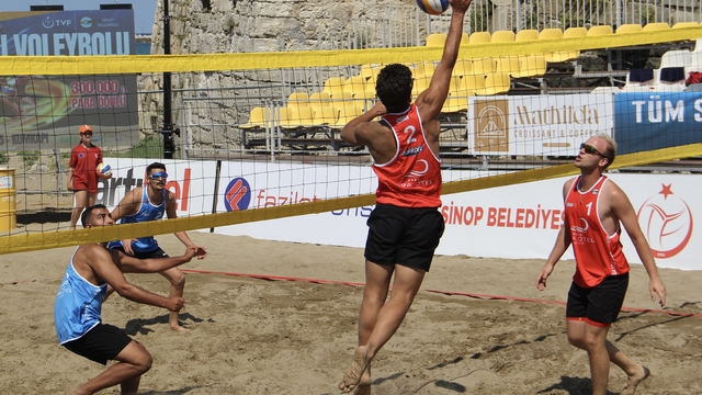 Uluslararası Pro Beach Voleybol Turnuvası'nın Sinop etabı başladı