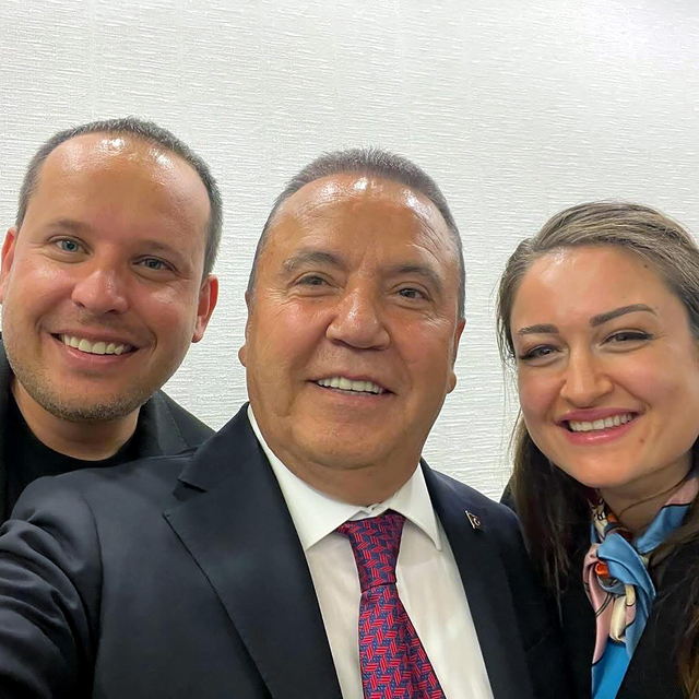 Antalya'da Belediye Başkan Vekili Özdemir oldu (2) - Yeniden