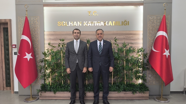 Vali Usta'danKaymakam Doğan'a "hayırlı olsun" ziyareti