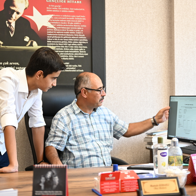 LGS'den tam puan alan Kahramanmaraşlı öğrenciler başarılarının sırrını anla...