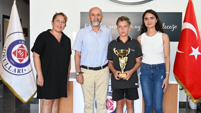 İzmir BİL Koleji öğrencisi Çağrı Karatepe LGS birincisi oldu