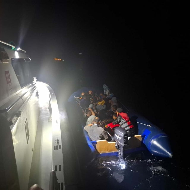 Çanakkale'de 36 kaçak göçmen yakalandı