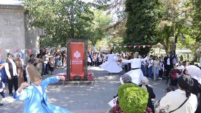 Kayseri ve Yozgat'ta düzenlenen şölenle çocuklar sünnet ettirildi