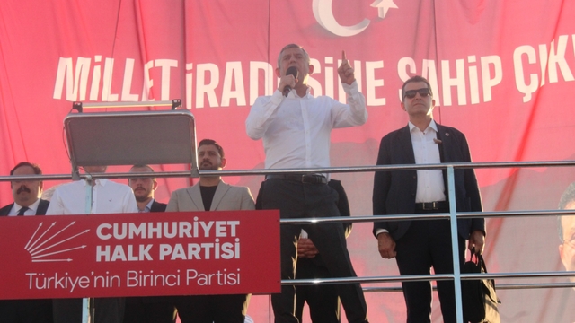 Özgür Özel: Biz barışın da demokrasinin de teminatıyız