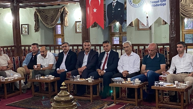 Yıldızeli'nde istişare toplantısı düzenledi