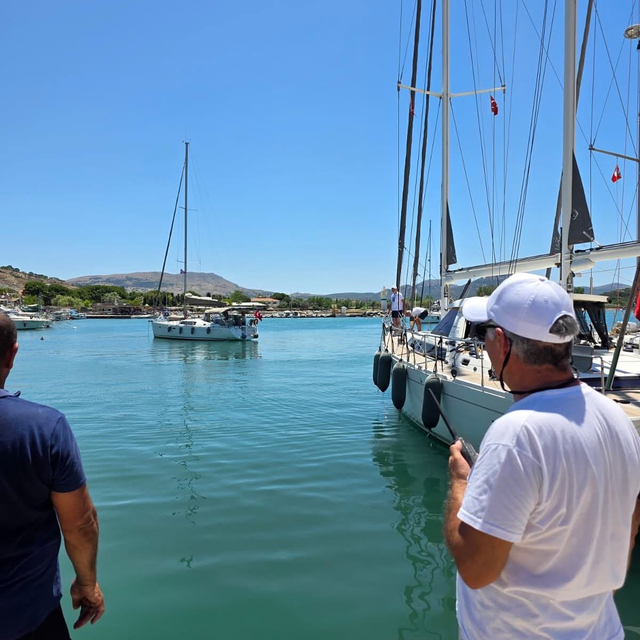 Denizlerdeyiz Amatör Denizciler Derneği yat rallisi finalini Gökçeada'da ya...