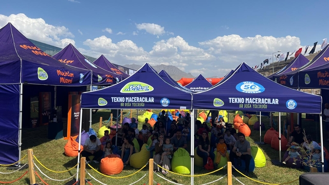 ASELSAN Tekno Macera TIR'ı Van'da