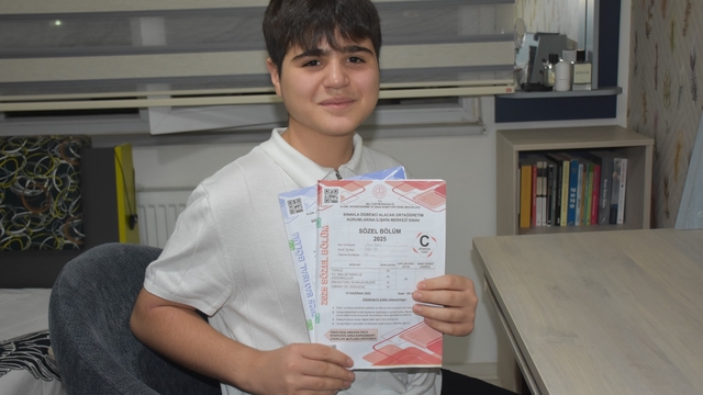 Batmanlı LGS 1'incisi Ömer: Bol bol kitap okudum