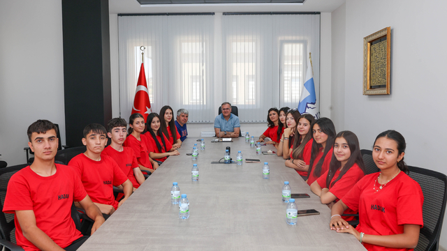 Başkan Özdoğan, HADAK sporcularını ağırladı