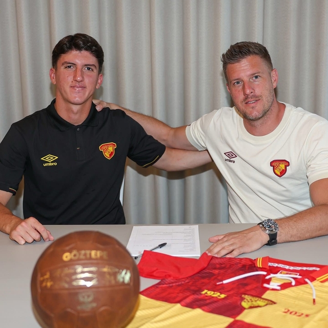 Göztepe'de Taha sözleşme yeniledi