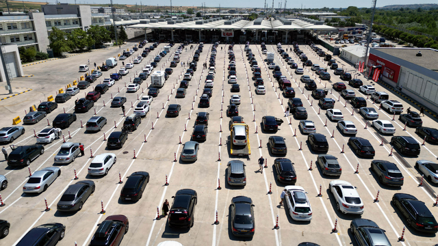 Gurbetçiler, Kapıkule'de yoğunluk oluşturdu