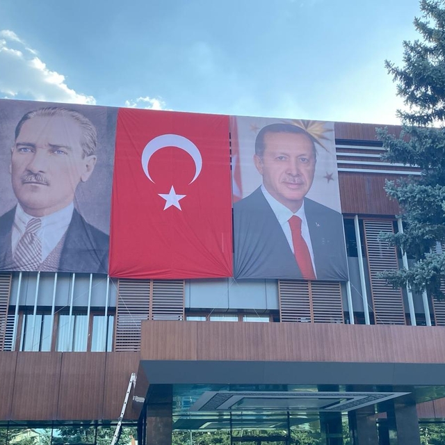 Kayseri'de "Terörsüz Türkiye"ye destek için kentin farklı noktalarına Türk...