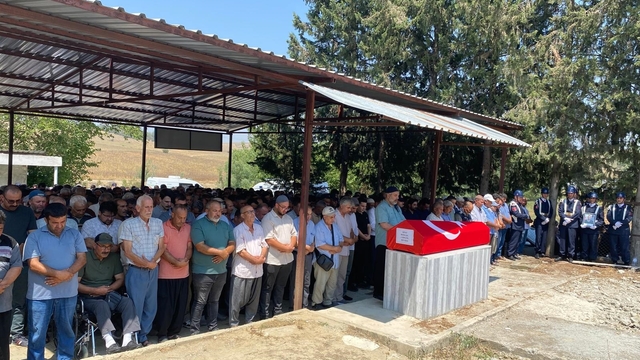 Adana'da nehirde boğulan uzman çavuş toprağa verildi