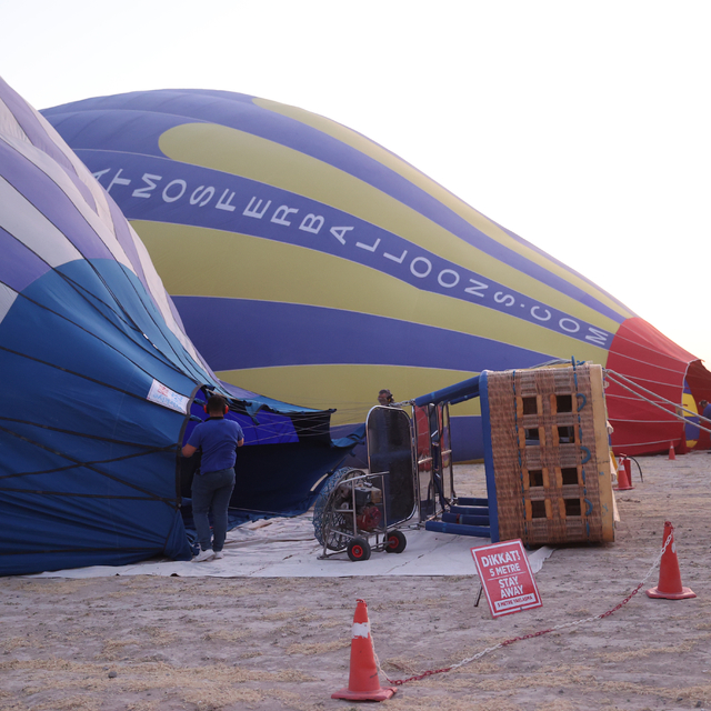 Kapadokya'da yerli ve yabancı turistler bölgeyi gökyüzünden keşfetti