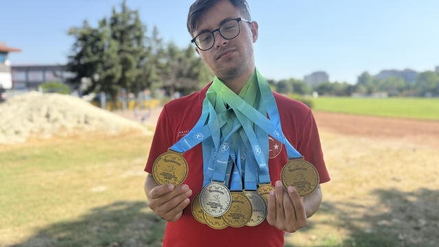 Down sendromlu milli atlet, Avrupa şampiyonasından 10 madalyayla döndü