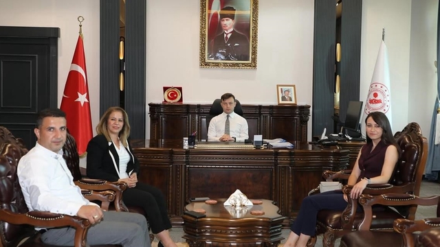 Van Ticaret Müdürü Ayaydın, Başkale Kaymakamı Erdoğan'ı ziyaret etti