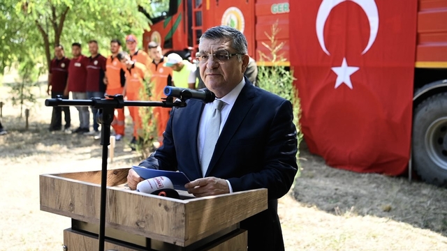 Sinop'ta 15 Temmuz şehidi Açıkgöz için dikilen fidanların bakımı yapıldı