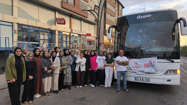 Bingöl'de 42 öğrenci Çanakkale gezisine katıldı