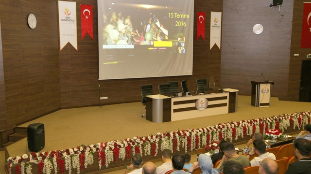 Siirt Üniversitesinde 15 Temmuz Demokrasi ve Milli Birlik Günü dolayısıyla konferans düzenlendi