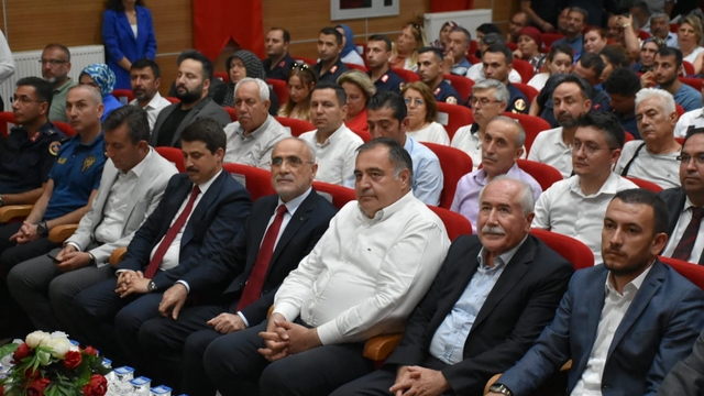 Nallıhan'da "15 Temmuz Demokrasi ve Milli Birlik Günü" konferansı