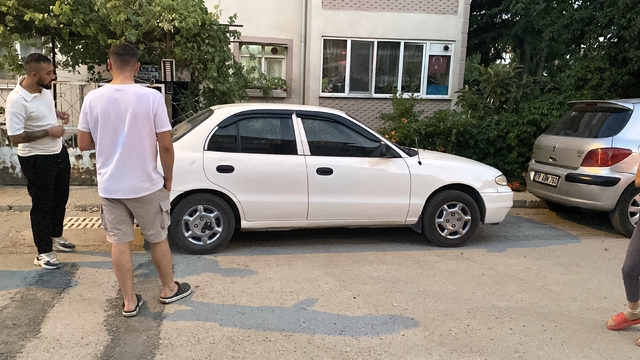 Karabük'te bisikletiyle park halindeki otomobile çarpan çocuk yaralandı