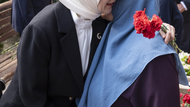 Bakanlar Yerlikaya ve Göktaş, 15 Temmuz Şehitliği'ndeki anma törenine katıldı