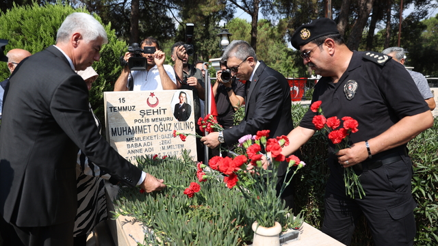 Antalya ve çevre illerde 15 Temmuz dolayısıyla şehit kabirleri ziyaret edildi