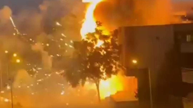 Aynı sokakta 1 hafta arayla ikinci vaka; düğün malzemeleri satılan iş yerinde yangın ve patlama