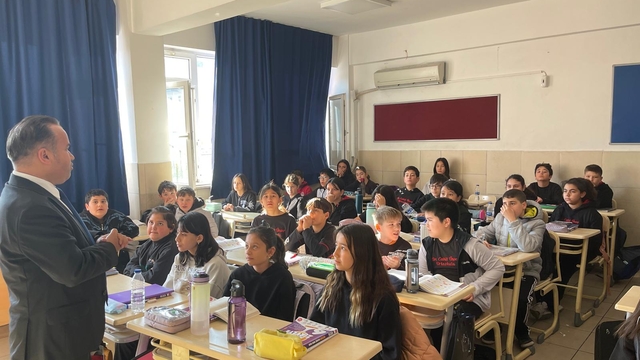 Konyaaltı'nda 9 öğrenci LGS'de tam puan aldı