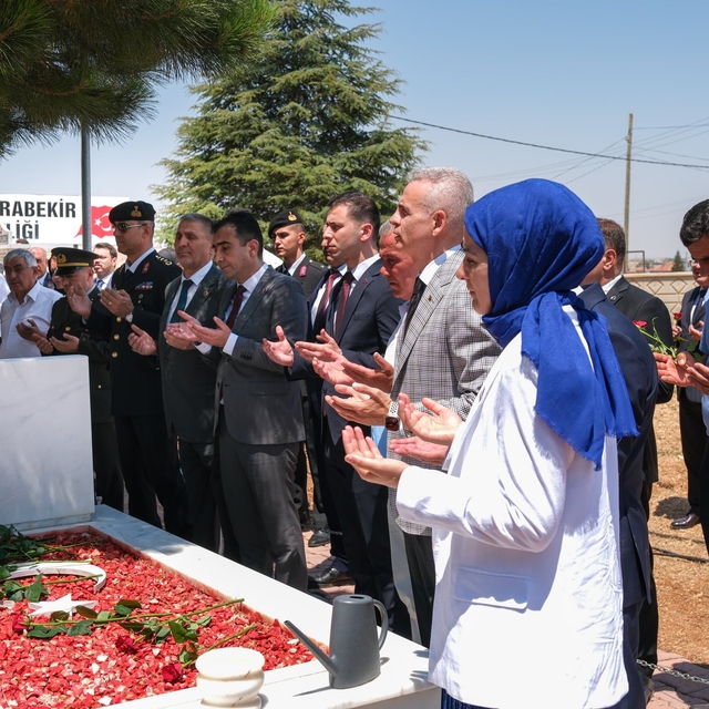 15 Temmuz şehidi Muhammed Yalçın Karaman'daki mezarı başında anıldı